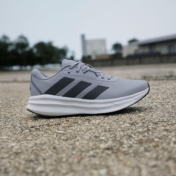 Adidas Galaxy 7: Amortiguación Cloudfoam para superar tus límites